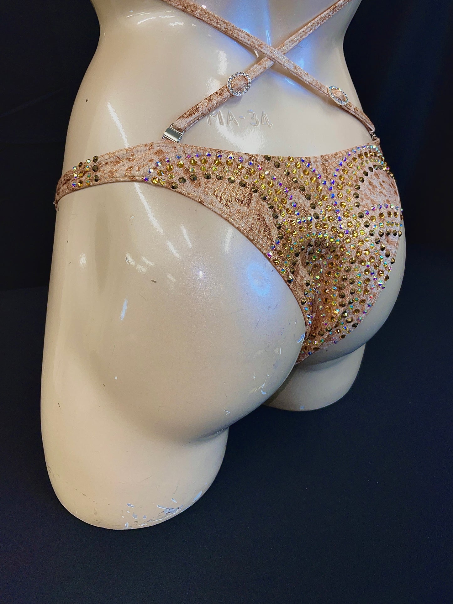 Metalic Snakeskin Figure Suit (TN444)