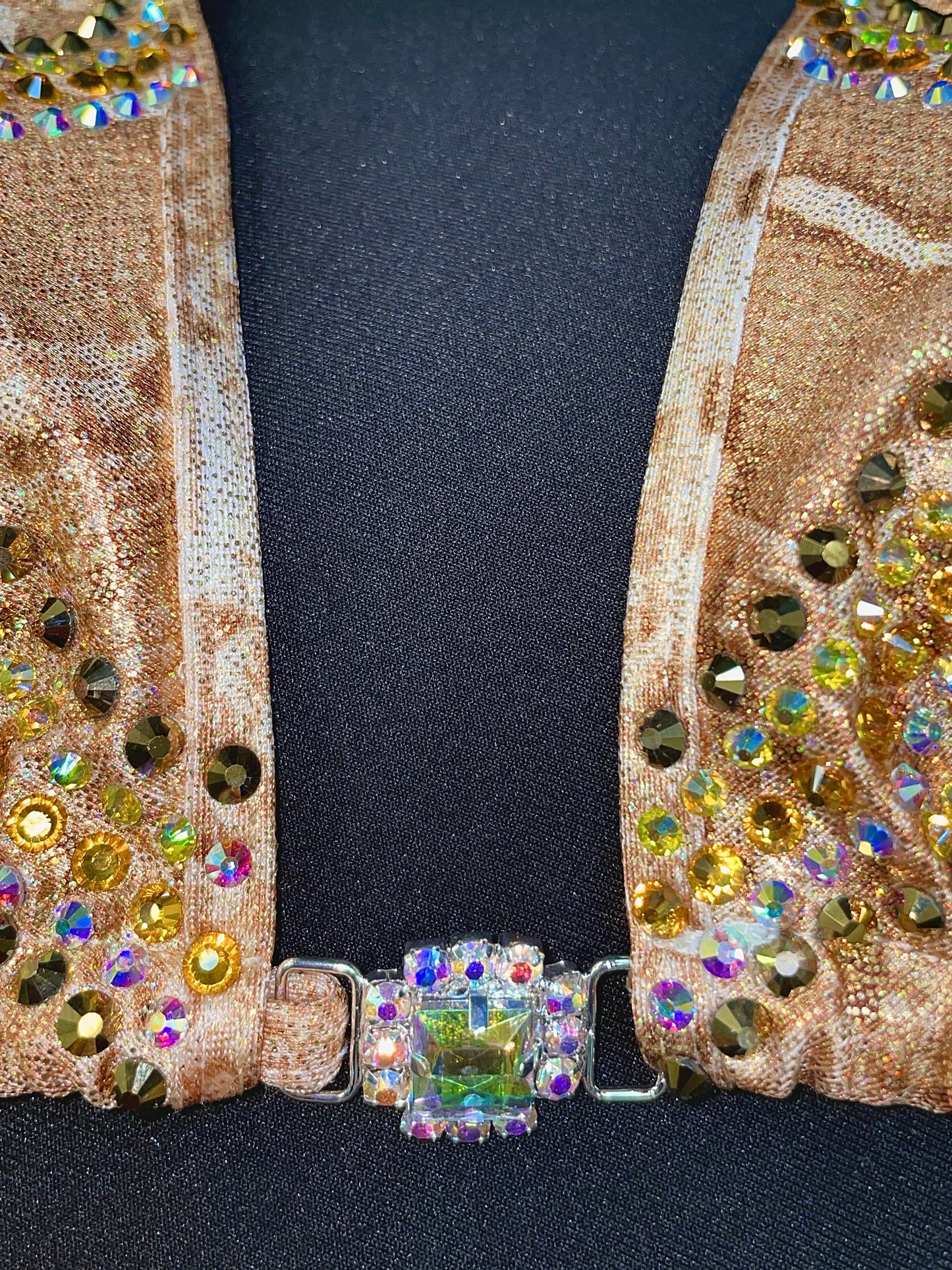 Metalic Snakeskin Figure Suit (TN444)