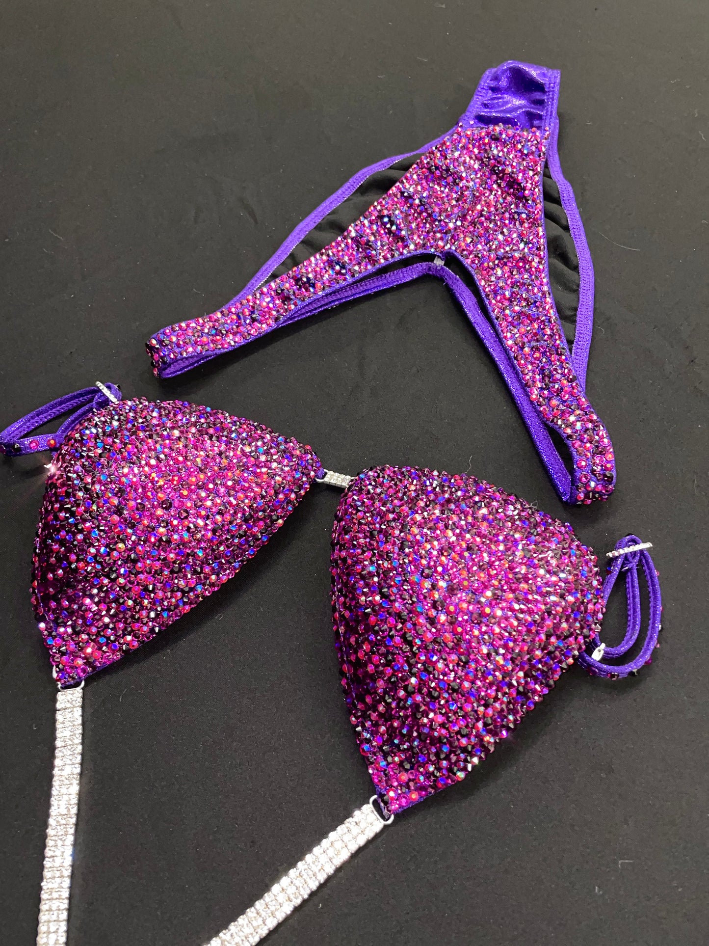 Mulberry purple/pink bikini MIX of stones (TN681)