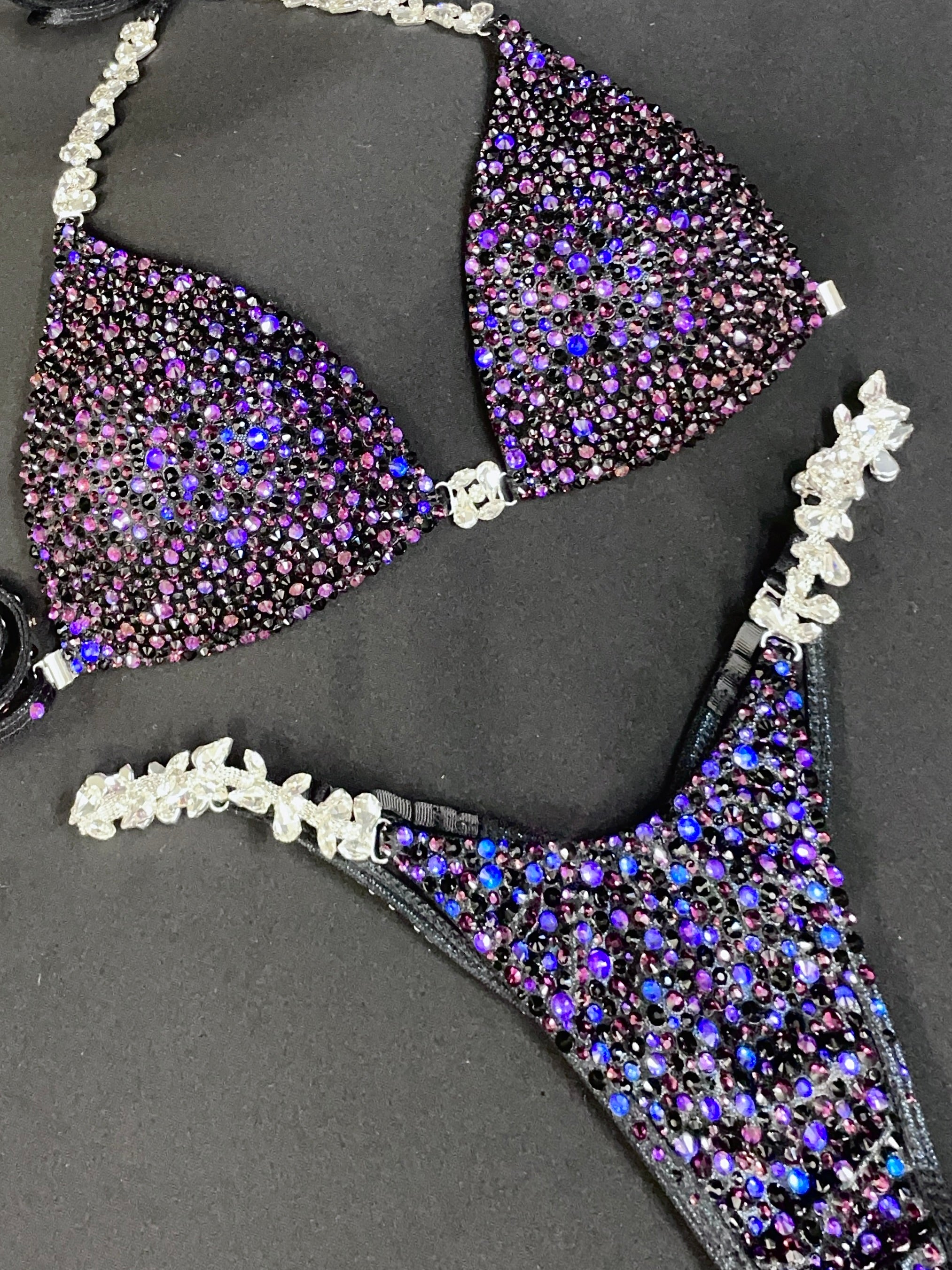 Textured Nautique Bikini Black Flat