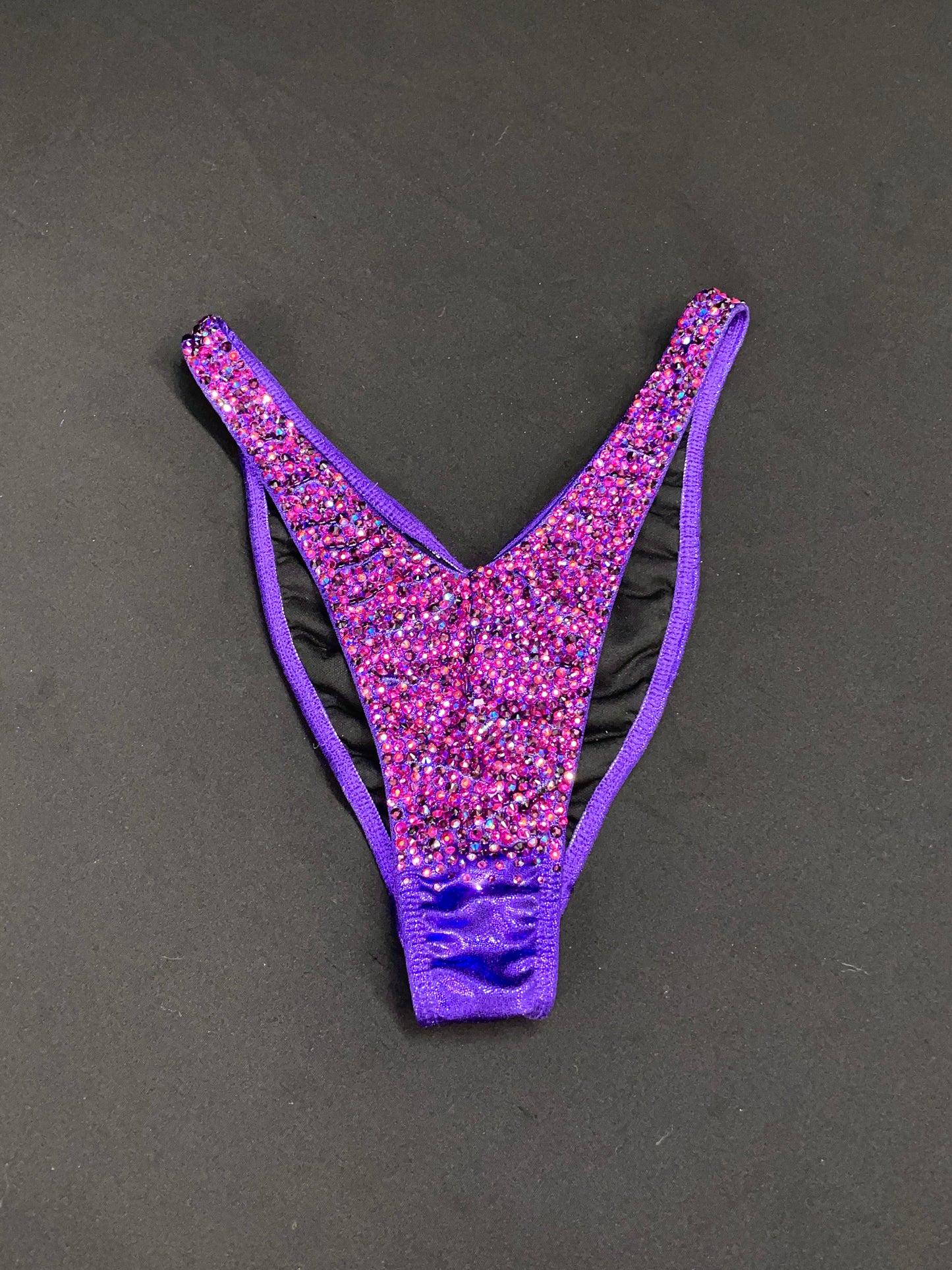 Mulberry purple/pink bikini MIX of stones (TN681)