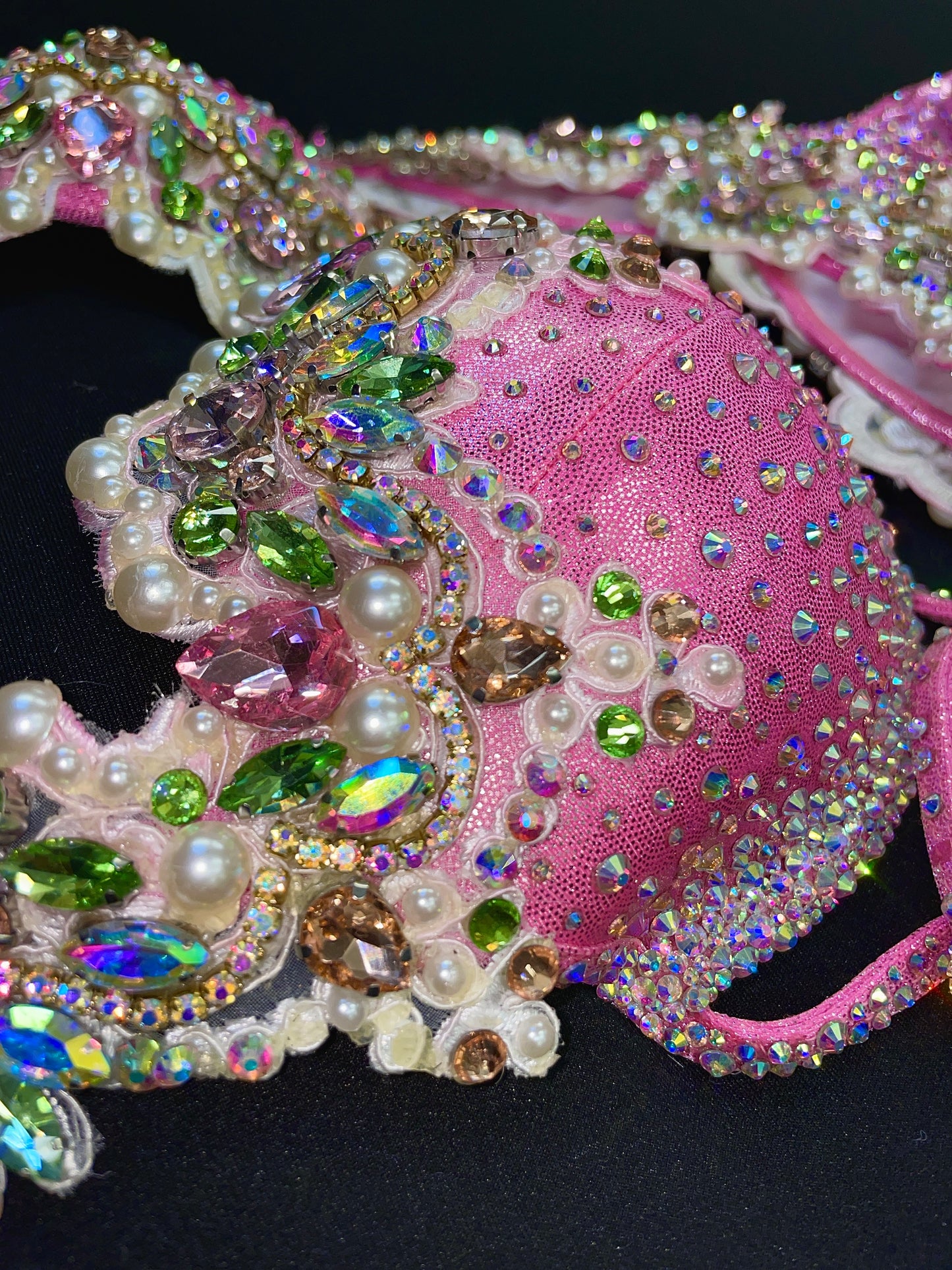 DIVA/WBFF Pink Suit (TN043)