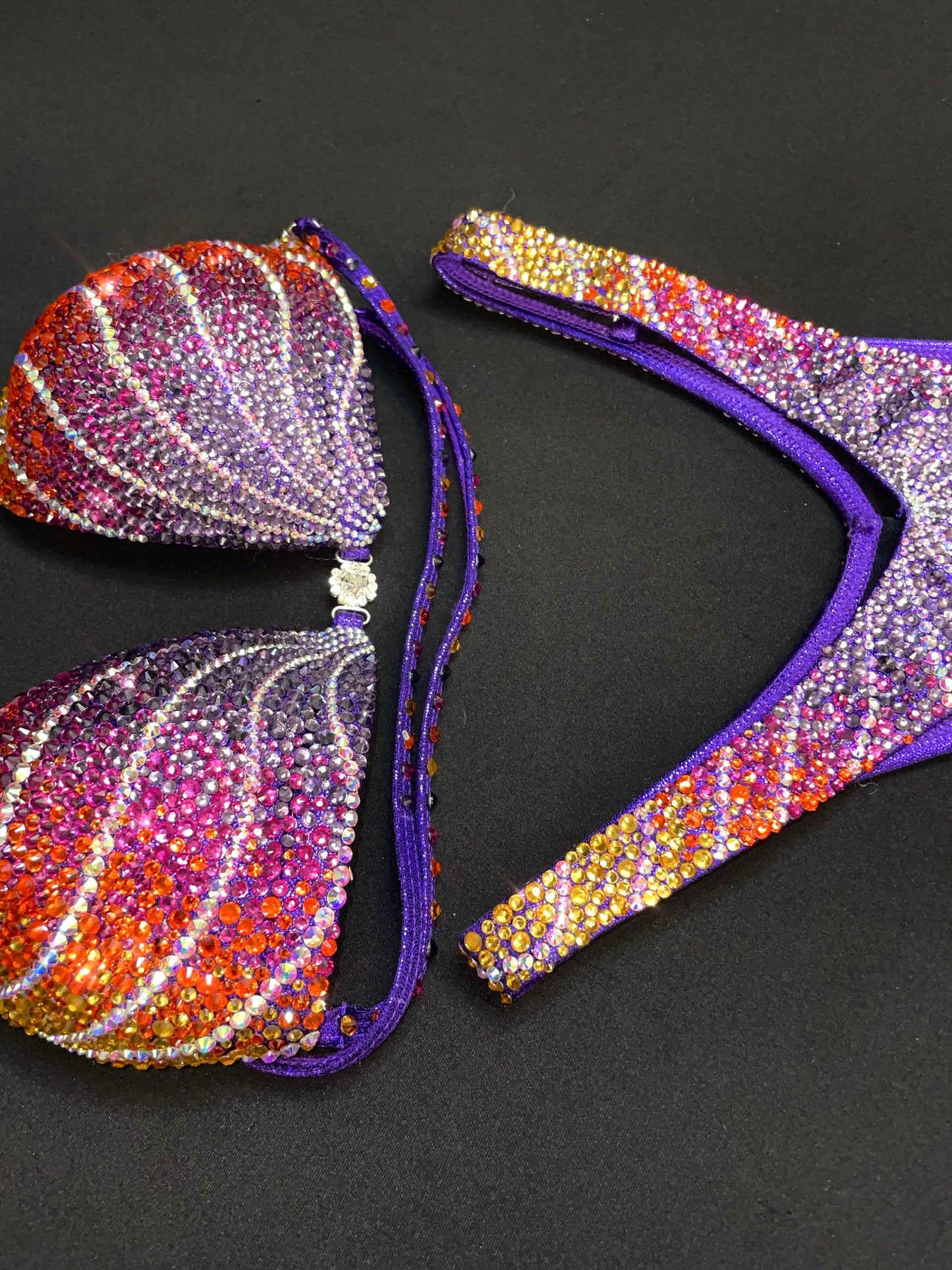 Purple figure suit MIX of stones (TN565)