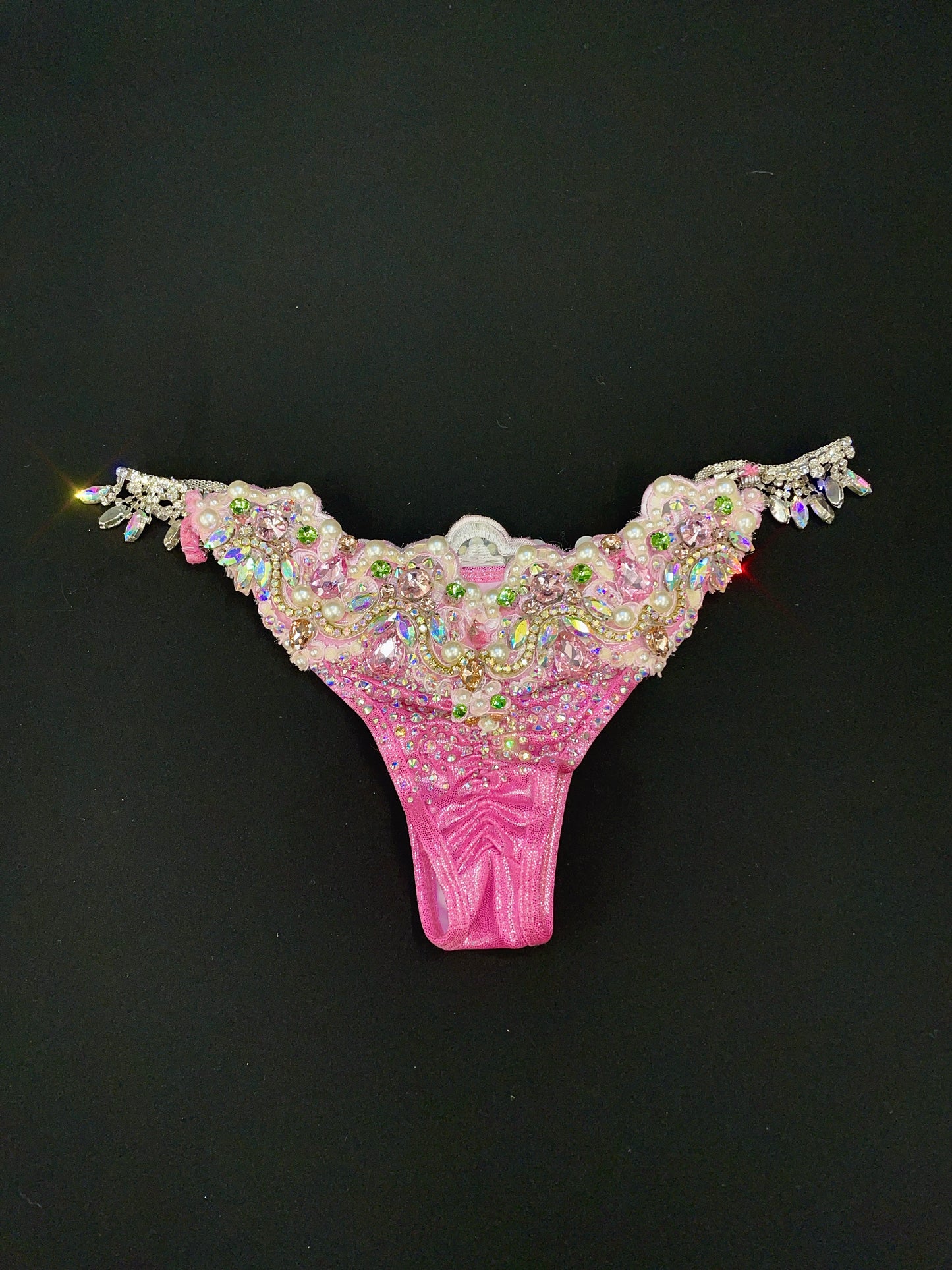 DIVA/WBFF Pink Suit (TN043)