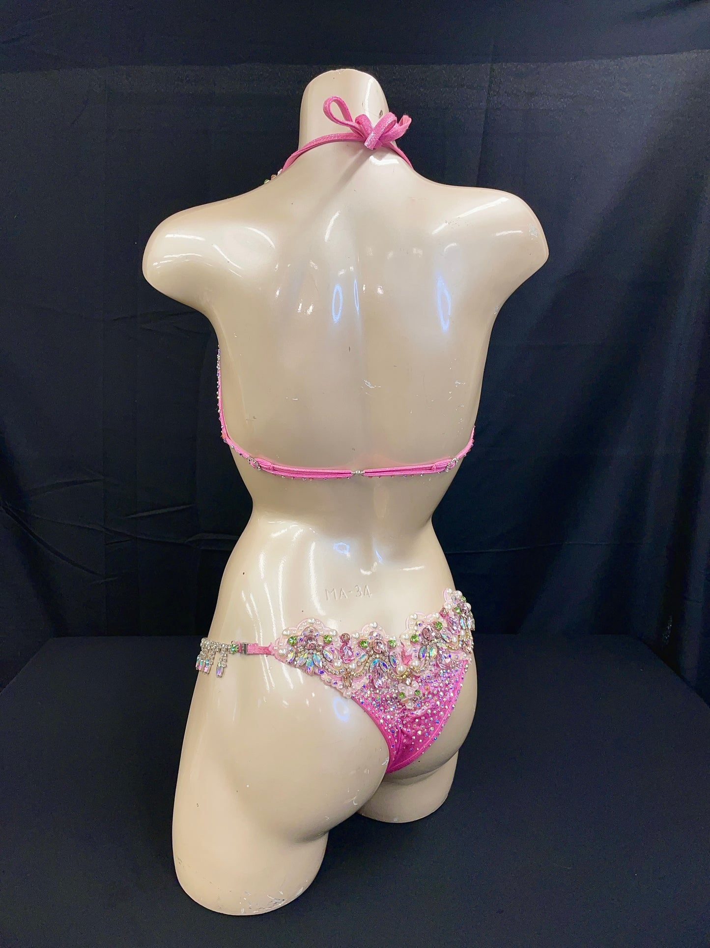 DIVA/WBFF Pink Suit (TN043)