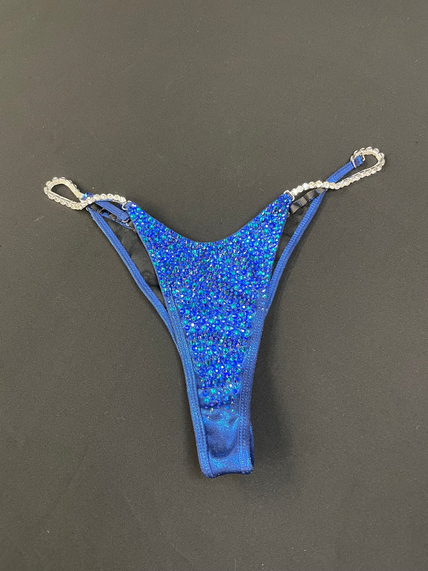 Blue with mix of blue stones (TN677)