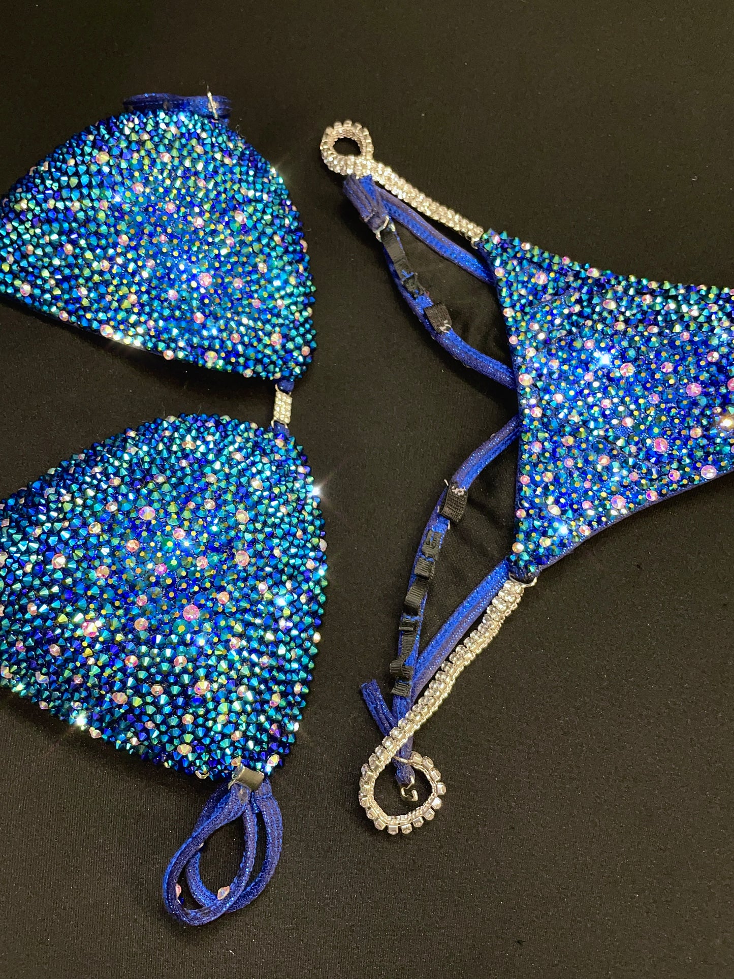 Sapphire Blue with MIX of stone (TN795)