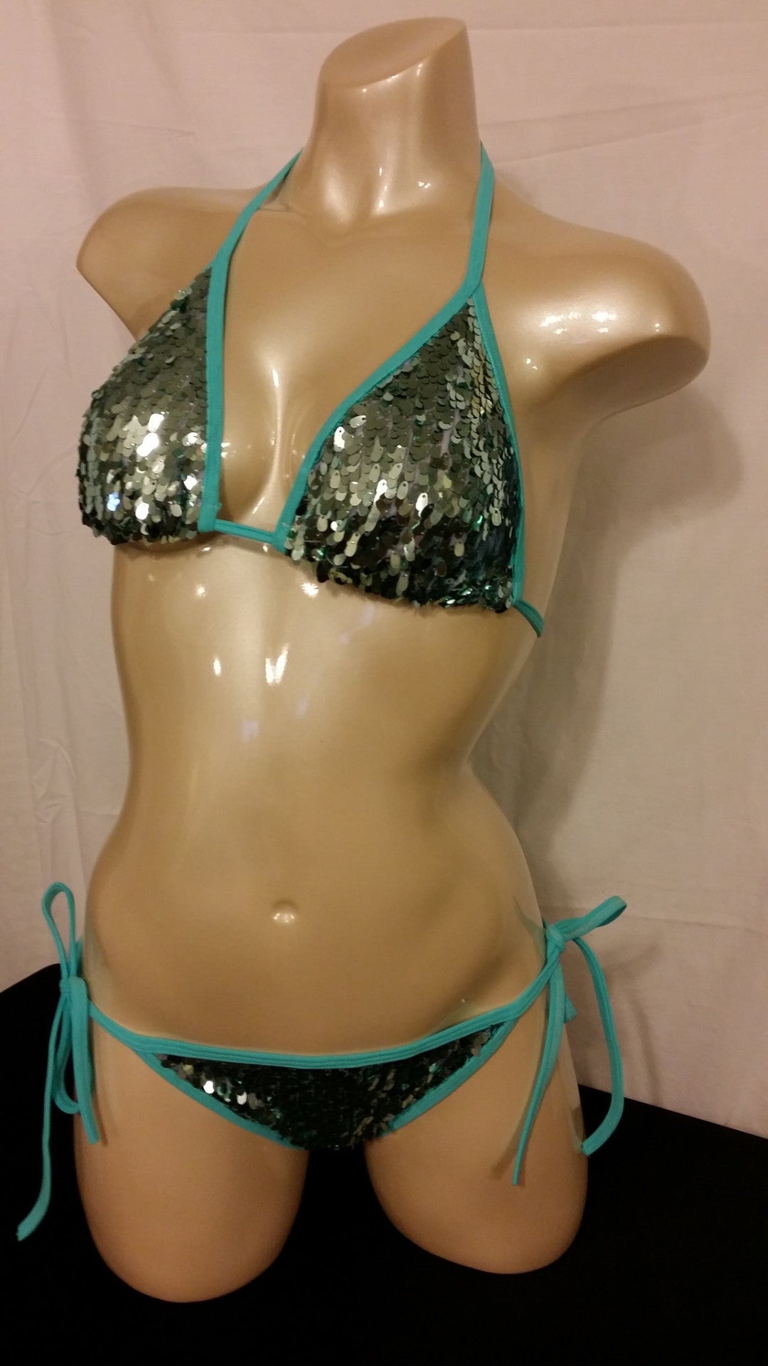 Aqua Teardrop Sequins Strings