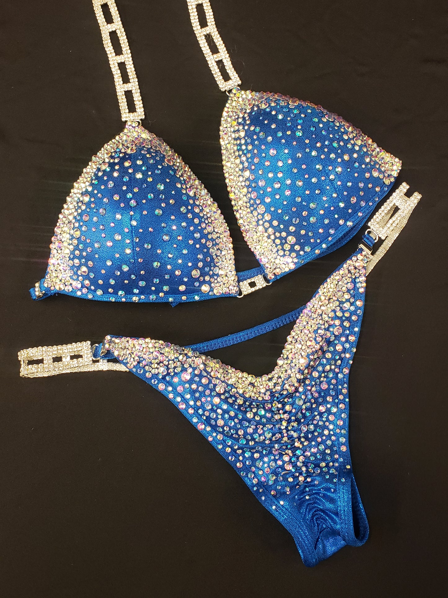 Royal Blue in a Cascade design (TN459)