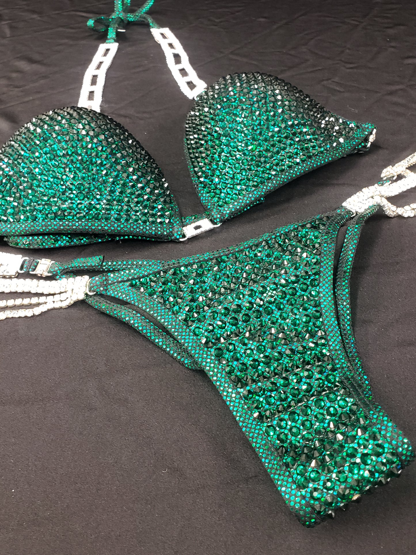Emerald Green on Green in a fully encrusted design (TN482)