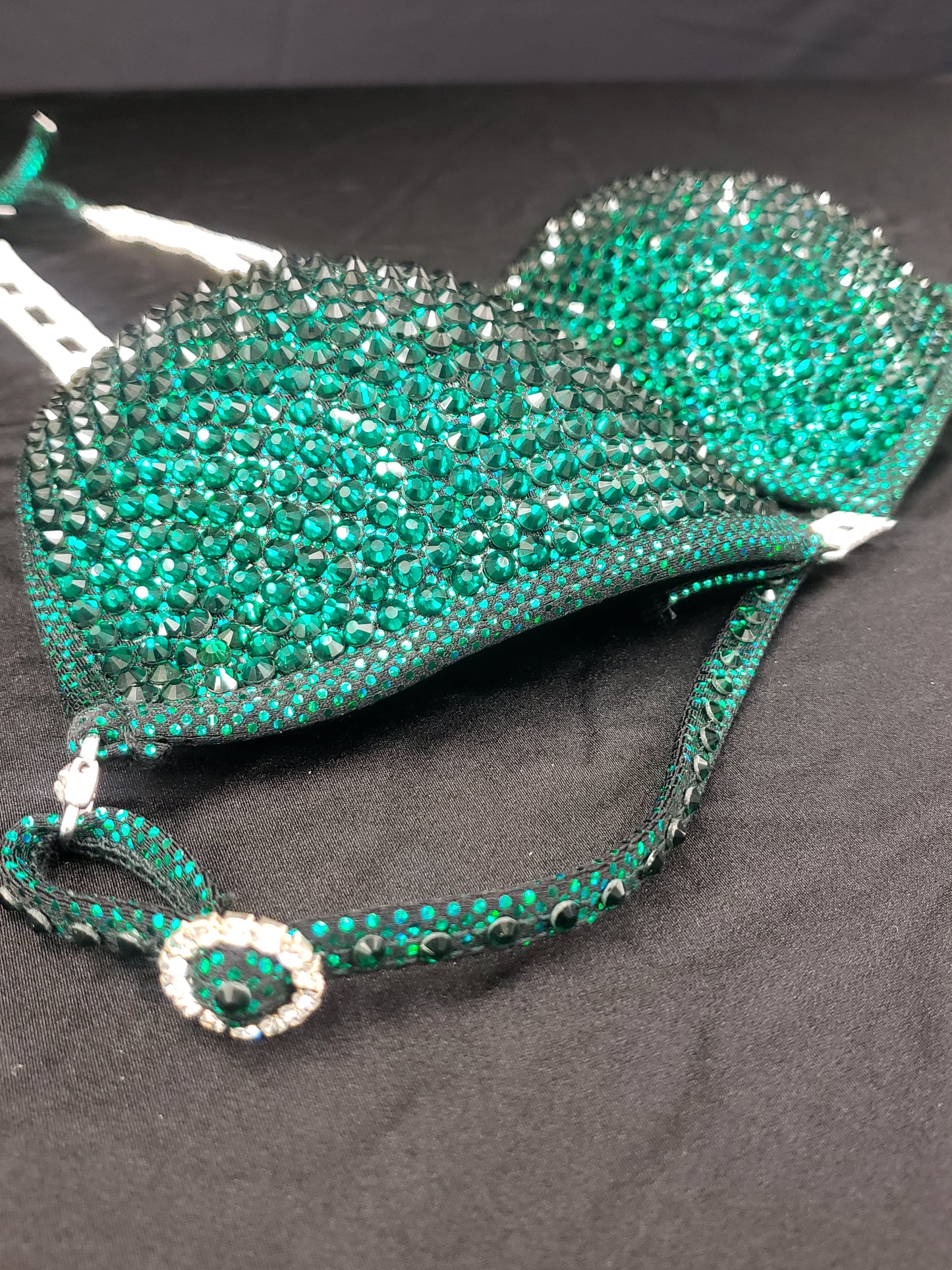 Emerald Green on Green in a fully encrusted design (TN482)