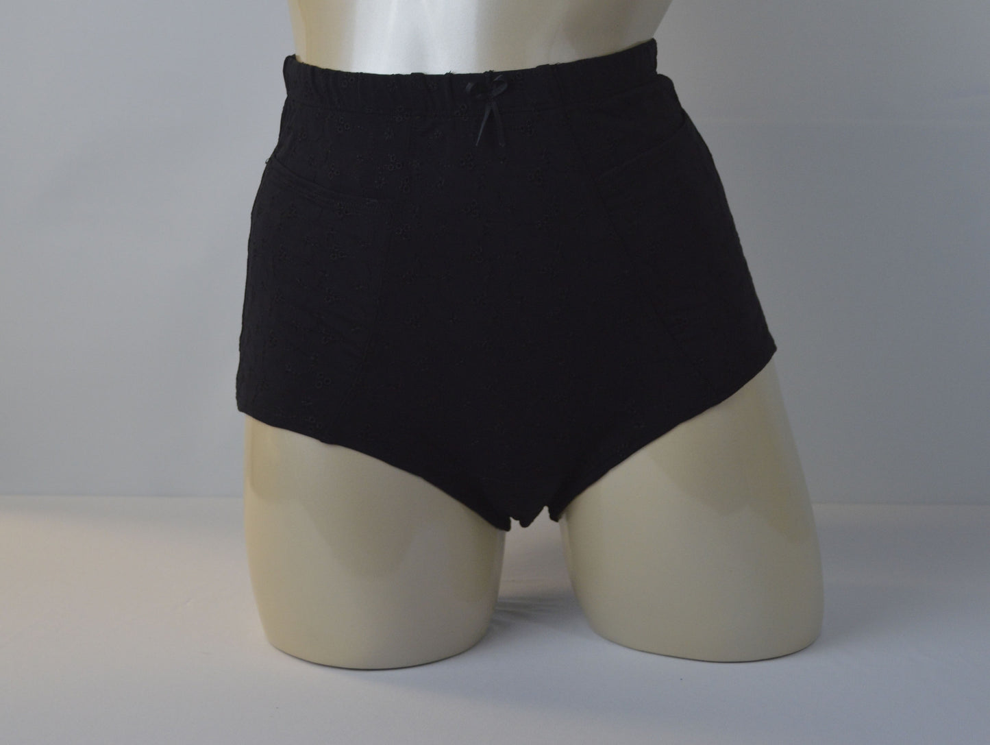 High Waisted 50's Style