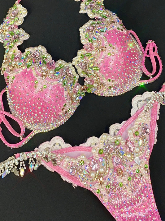 DIVA/WBFF Pink Suit (TN043)