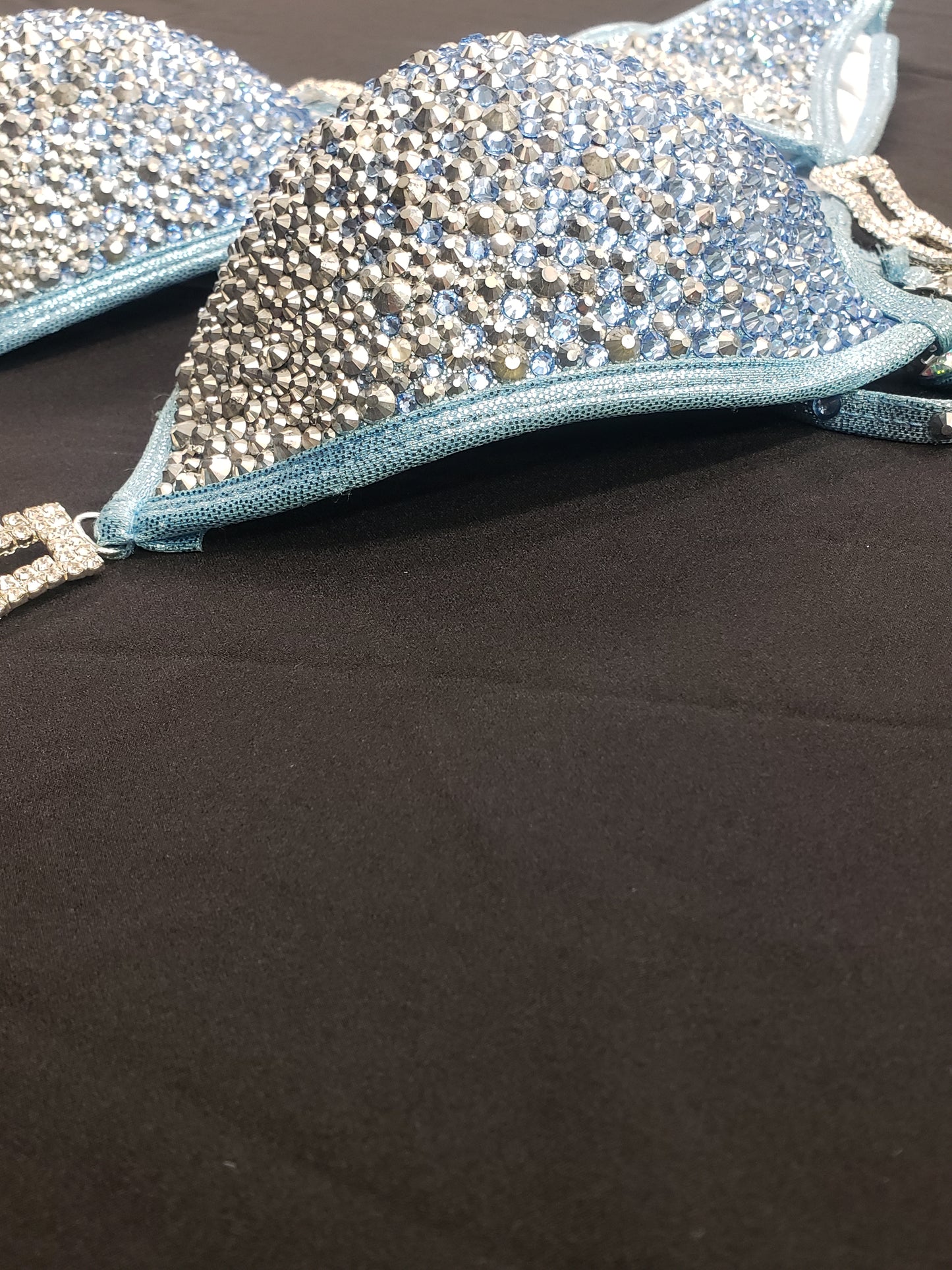 Light Blue Ombre in a fully encrusted design (TN158)